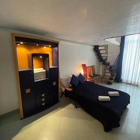 Nova Rooms Napoli Bagian luar foto
